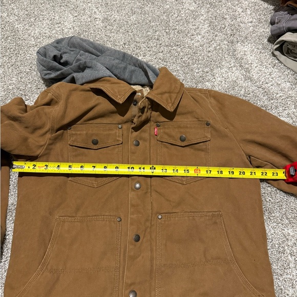 Levi's Men's Tan Jacket with Gray Hood - Picture 11 of 12